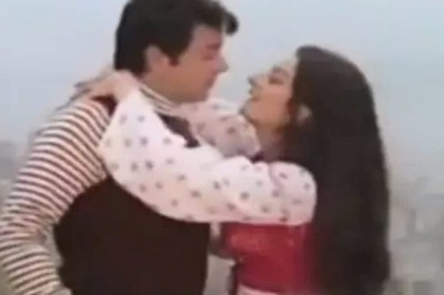 Worried About Saira Banu's Health, Dharmendra Shares Old Video, Prays for Her