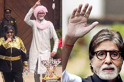 Amitabh Bachchan Birthday: Fans Dress Up As Coolie, Shehanshah Outside Jalsa To Celebrate; Watch Video