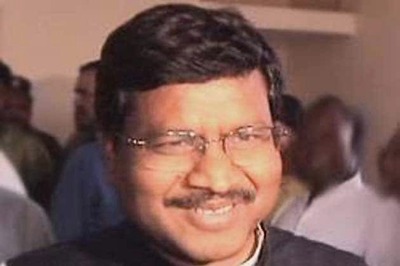 EC not satisfied with Babulal Marandi's reply to show cause, lets him off with a warning
