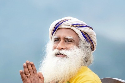 Every Major City in India Must Have a Street Named After Kashmir: Sadhguru