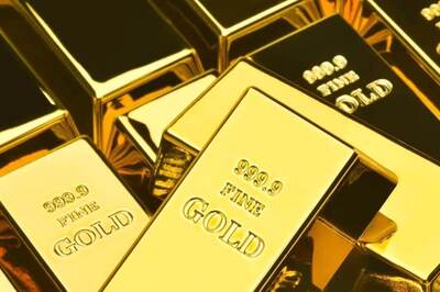 Gold Declines Rs 250 Per 10 Grams; Silver Dives Rs 250