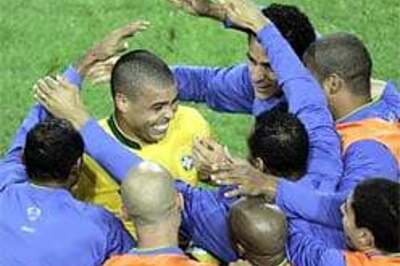 Brazil's stars face Ghana's teamwork