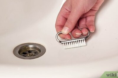 How to Clean a White Sink