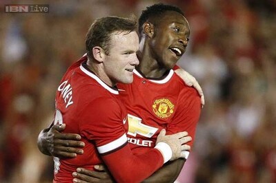 Manchester United bury LA Galaxy 7-0 in Van Gaal's debut