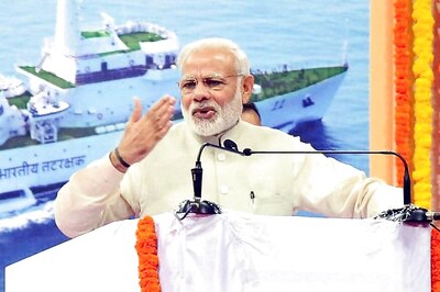 Demonetisation: In Emotional Speech, PM Narendra Modi Asks Indians to Put up with Currency Crunch for 50 Days