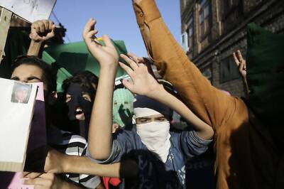 Over 200 Injured in Clashes As All-Party Delegation Meets in Srinagar