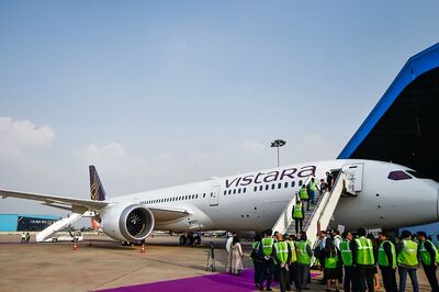 'Tired From Flying': Vistara Pilots Cite Exhaustion Issues Amid Airline's Hope Of Restoring Normal Operations