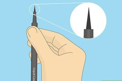 How to Do E Girl Eyeliner