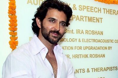 Hrithik wants to take tips from SRK, Aamir
