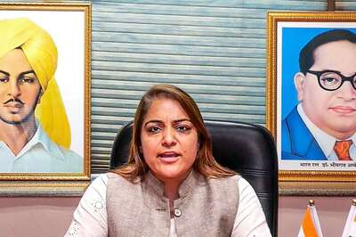 'Grave Dereliction Of Duty': Delhi Mayor Slams MCD Chief For Lapses In Door-to-Door Garbage Collection