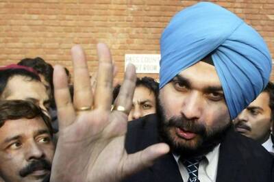 Navjot Singh Sidhu Ends Suspense, to Formally Join Congress on January 9