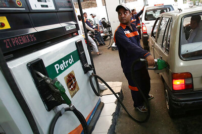 Petrol, Diesel Rates Move up for 15th Straight Day, Govt Mulls Bringing Petroleum Products Under GST