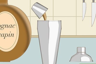 How to Make an Alexander Cocktail