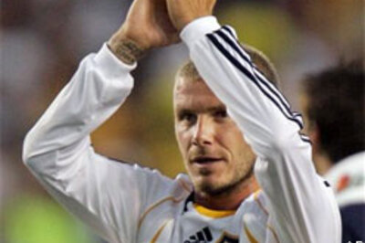 Chelsea beat Galaxy in Beckham's debut match