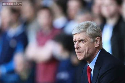 Wenger keen to avoid accidents in final two games