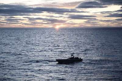 Navy and Coast Guard on High Alert after Suspicious Boat Sighted Near Mumbai; Search Ops On