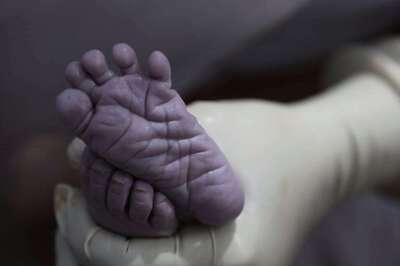 Denied Admission, Woman Delivers Baby Outside Gurugram Civil Hospital Ward