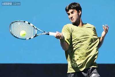 Yuki gives India 1-0 lead, Somdev's fate hangs in balance