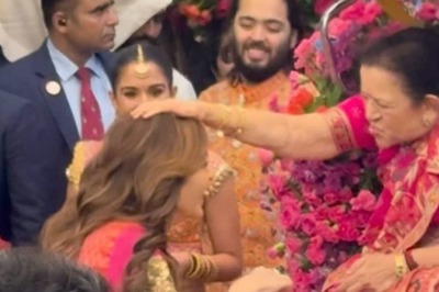 Nita Ambani Applies Tilak To Her Mother, Gets Blessings From Her At Anant and Radhika's Mameru Ceremony | Watch
