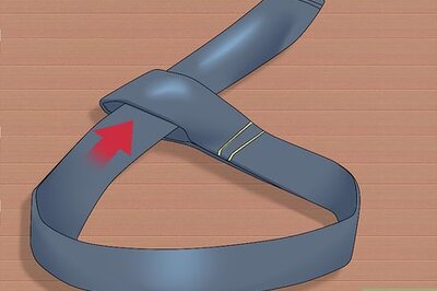 How to Use Straps to Deadlift