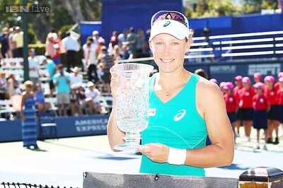 Samantha Stosur beats Victoria Azarenka to win Carlsbad Open