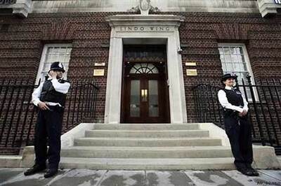 UK: Duchess of Cambridge Kate Middleton gives birth to royal heir