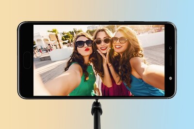 Women Can See Through Instagram Selfies