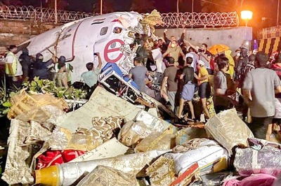 18 Killed after Air India Express Flight Overshoots Runway at Kozhikode and Snaps into Two