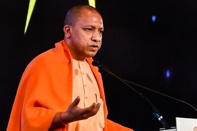 Why the Poll Panel's Hands Were Tied in Acting Against Yogi Adityanath for ‘Modi ki Sena’ Remark