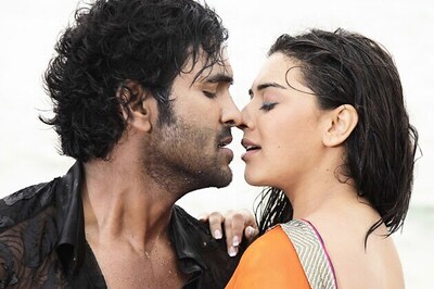 Video: Title song of 'Dhenikaina Ready'