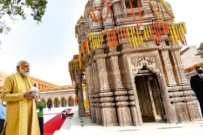 EXCLUSIVE | After PM's Speech, Yogi Govt Booklet Recounts Destruction of Kashi Temple by Aurangzeb & Others