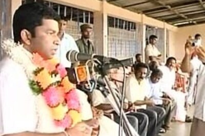 Sri Lanka holds crucial polls amid tight security