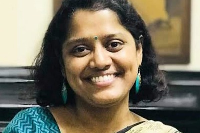 Success Story: Grocery Shopkeeper's Daughter Becomes IAS Officer, Cracked UPSC CSE Thrice