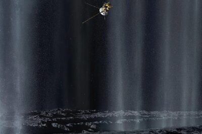 Enceladus, Saturn’s Geyser Moon, Has Liquid Water, Scientists Plan To Find Out If There Is Life