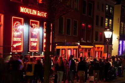 ‘Beware of Exotic Beauties’: China Issues Warning to Citizens Against Foreign Spy Traps