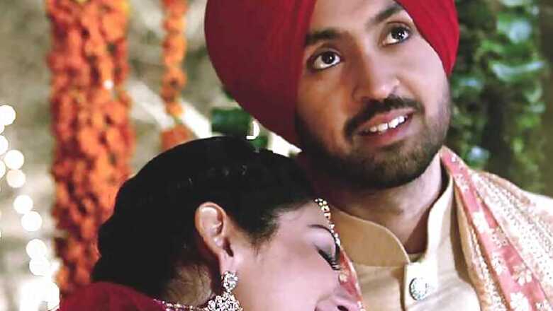 'Sardaarji' new stills: Diljit Dosanjh and Neeru Bajwa look completely smitten in new song 'Taare'