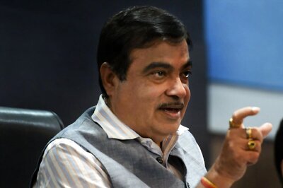 Domestic Auto Industry Must Adopt Make-in-India, Manufacture Components at Reasonable Price: Gadkari