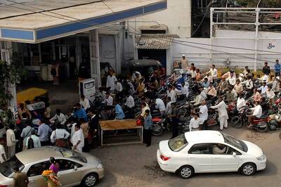 No Helmet, No Petrol from August 1 in Kerala