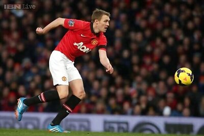 West Brom sign Manchester United stalwart Darren Fletcher