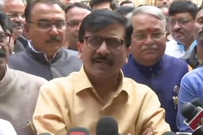 Shiv Sena's Raut Hits Out at Fadnavis for Comment Alleging 'Saamana' Was Derailing Govt Formation Talks