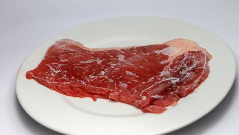 How to Prepare Steak Before Cooking