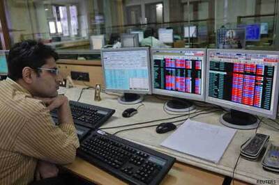 Sensex down 172 points on Friday, Nifty struggles