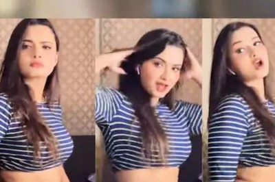 Watch: Bhojpuri Actress Neelam Giri Shakes a Leg to Samar Singh's Hit Number
