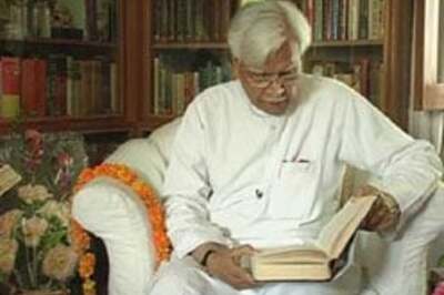 Cong suspends Natwar Singh