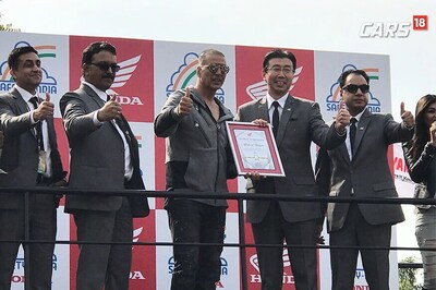 Auto Expo 2018: Akshay Kumar Spills the Beans on Honda X-Blade and Gives Tips on How to Ride Safely