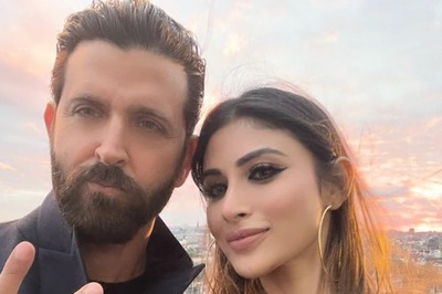Hrithik Roshan Twins With Mouni Roy in Black in Latest Pic; Latter Calls The Actor ‘Wonderful Human’