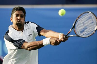 Amritraj makes a winning start at Hall of Fame