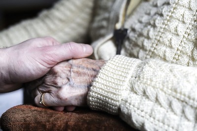 US Deaths From Alzheimer's Soar 55 Percent Since 1999