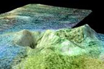  Possible ice volcano spied on giant Saturn moon