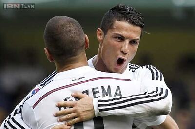 Real Madrid win sets up season-long fight with Barca